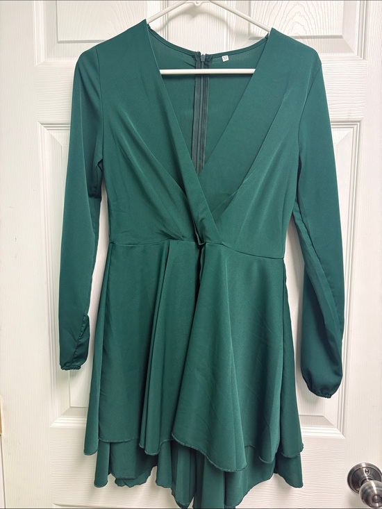 Dresses & Skirts - Women's Deep Green Long Sleeve V-Neck Dress Size Medium